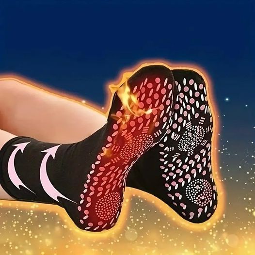 Self heating magnetic therapy socks